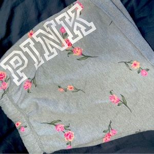PINK everyday lounge shorts